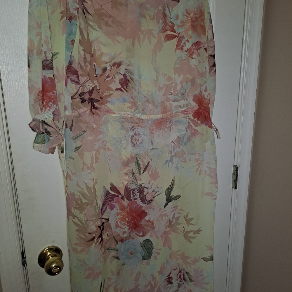 Vince Camuto button down light duster
